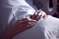 Sindrome di Guillain-Barré, dichiarata l'emergenza sanitaria: sintomi, cause e la grande differenza con il Covid