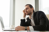 Compenso di 50.000 € a lavoratore che si annoia: esiste la sindrome da bore-out al lavoro