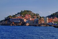 Coronavirus: lo strano caso dell'Isola del Giglio senza casi. Indagano gli esperti