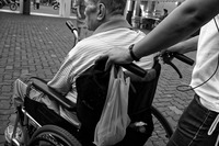 Coronavirus, il problema delle badanti che tornano da Romania e Bulgaria: cosa fare?
