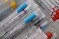 Tamponi rapidi in farmacia, via libera dal ministro Speranza