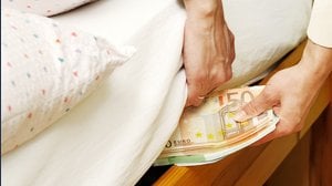 I conflitti di interesse del sistema bancario italiano e la fiducia da ricostruire: il film-denuncia di Antonio Albanese