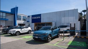 Inaugurata a Roma la prima colonnina ultrafast by Volvo Cars