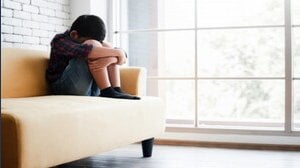 Da quanti anni si possono lasciare i bambini da soli in casa?