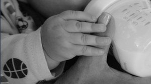 Adozione da genitori single in Italia, cosa cambia dopo la sentenza della Consulta