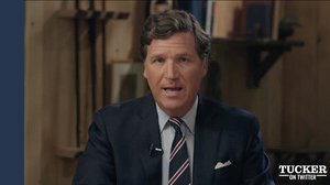 Tucker Carlson, Putin e l'isteria del mainstream contro il giornalista americano