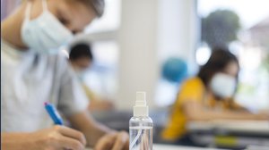 Scuola, mascherine gratuite per gli studenti: saranno 11 milioni al giorno