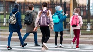 Quarantena e ritorno in DAD: nuove regole per scuole elementari, medie e superiori