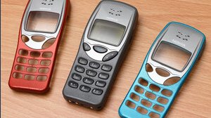 Nokia 3210 di nuovo in vendita, quanto vale un vecchio modello?