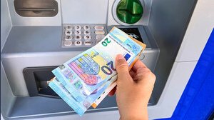 Fai questo grave errore al bancomat. E perdi tutti i soldi sul conto