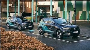 Volvo sperimenta la ricarica wireless per SUV elettrici