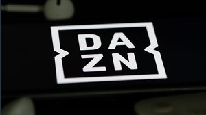 Dazn, aumento prezzo e nuove regole su condivisione account: cosa può cambiare e da quando