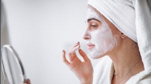 Retinolo per il viso: cos'è e quali sono i suoi benefici