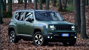 Jeep Renegade 2021: foto, prezzi e dotazione di un SUV di successo