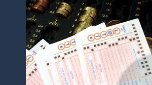 Estrazioni in diretta del Lotto e Superenalotto, oggi sabato 23 dicembre: i numeri vincenti