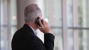 Chiamare e navigare in Internet con il cellulare, cambierà tutto