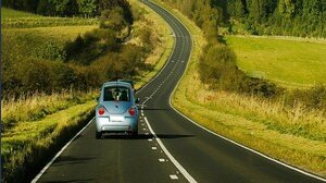 Sai perché non dovresti mai chiudere gli specchietti retrovisori della tua macchina?