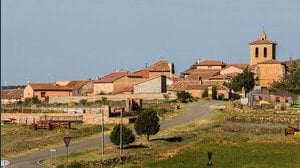 Cercano lavoratori in questo piccolo Paese. La casa è gratis
