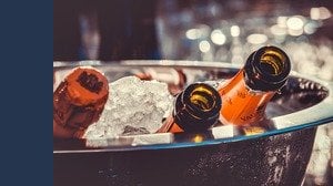 L'ultimo decreto di Putin fa scoppiare la guerra dello champagne tra Russia e Francia