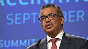 Coronavirus, l'OMS ai mercati: “Datevi una calmata”