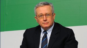 Tremonti in esclusiva a Money.it spiega problemi del MES e rischio Troika per l'Italia