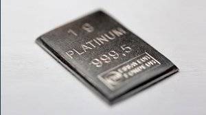 Altro che oro, il platino vola (+50% nel 2025). Quali opportunità di investimento?
