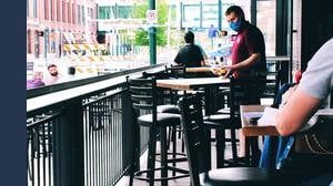 Conti pazzi in Italia, 923 euro per una cena di quattro persone