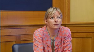 Chi è Sara Cunial: biografia, carriera e teorie della deputata No Vax