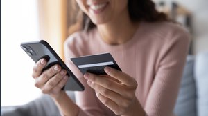 L'UE impone 5 regole obbligatorie per gli smartphone dal prossimo 20 giugno