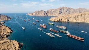 I prezzi del petrolio crollano dopo la riapertura di Hormuz: cosa significherà per i consumatori?