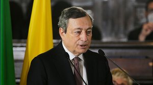 Draghi crolla nei sondaggi: il 56% degli italiani non ha fiducia in lui