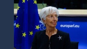 BCE, Lagarde al mercato Sant'Ambrogio di Firenze. Il commento sui prezzi scatena l'ira, “Senza vergogna”