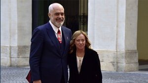 Meloni compra una villetta in Albania? Cosa ci sarebbe dietro questo investimento