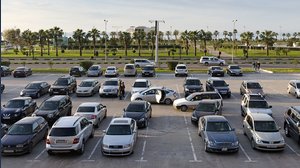 Auto: nel 2020 crollo delle immatricolazioni, -24,3% in Europa