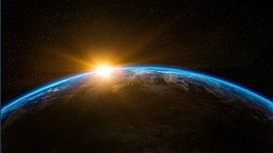 Turismo spaziale: Blue Origin parte il 20 luglio (con Jeff Bezos a bordo). Quanto costa e come funziona