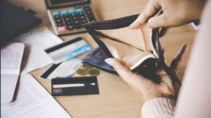 Sai quali sono i diritti di una persona con tanti debiti? Ecco cosa può fare il creditore