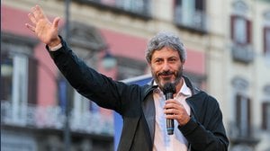 Quanto guadagna Roberto Fico? Stipendio e biografia dell'ex presidente della Camera