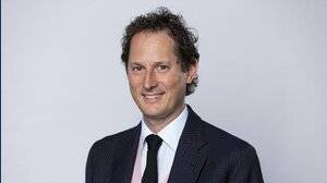 Eredità Agnelli, nuovi guai per John Elkann. Il giudice ordina l'imputazione coatta per frode fiscale