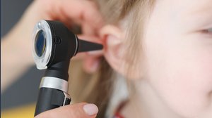 Covid può causare perdita dell'udito improvvisa e permanente: lo studio