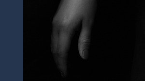 Femminicidio: in Italia 1 donna muore ogni 3 giorni. I dati nel resto del mondo