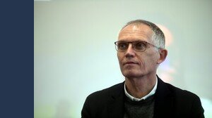 UniCredit e Stellantis: l'instabilità dei vertici tra strategie altalenanti e liquidazioni milionarie