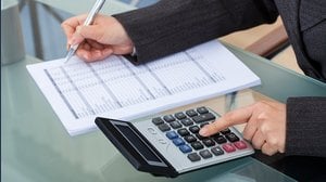 Ecco chi può spiare il tuo conto in banca (e sapere quanti soldi hai)