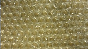 Se hai fogli di pluriball, non farli scoppiare. Sono un tesoro, secondo gli esperti 