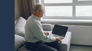 Assegno sociale dopo i 70 anni, a chi spetta l'aumento e come richiederlo