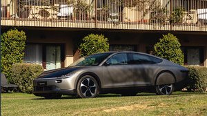 Lightyear 0: l'auto elettrica a energia solare da 700 km