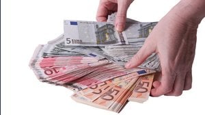 Conviene comprare il BTP 3,85% fisso e costante per 15 anni, in asta martedì 14 ottobre?