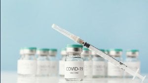 Vaccino coronavirus, 8 milioni di euro dalla Regione Lazio: c'è l'accordo