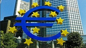 BCE, Lagarde: crescita Eurozona rallentata