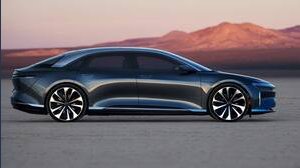 Auto elettriche: ricarica completa in 20 minuti per questo modello