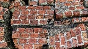 Terremoto nel settore energetico. Due giovani creano un mattone che può raffreddare le città senza elettricità